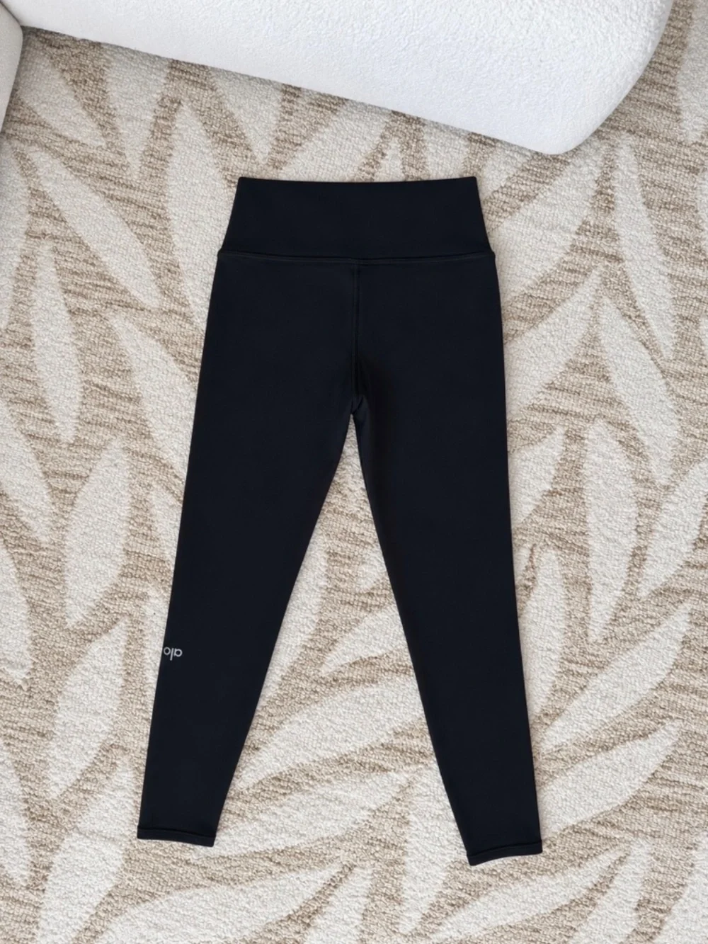 Alo Yoga 7/8 High-Waist Airbrush Leggings Black Size M